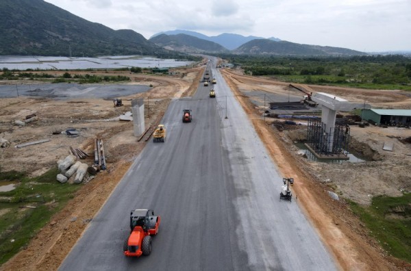 Đề xuất đầu tư dự án cao tốc Nha Trang - Liên Khương