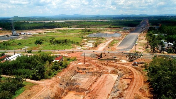 Hàng trăm thửa đất chưa tìm được chủ khiến cao tốc Biên Hòa - Vũng Tàu "chậm nhịp"